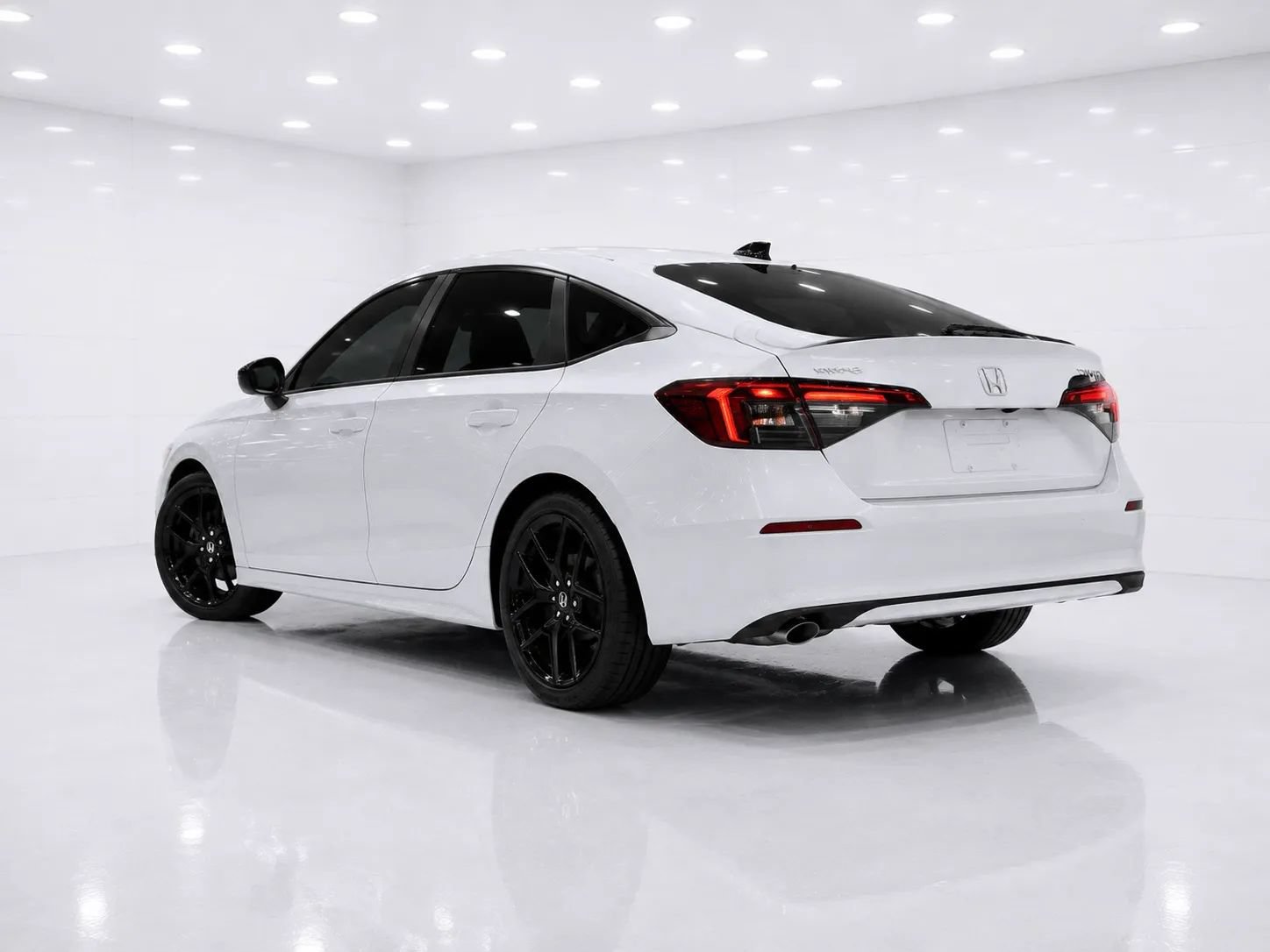 Used 2023 Honda Civic Sport image 3