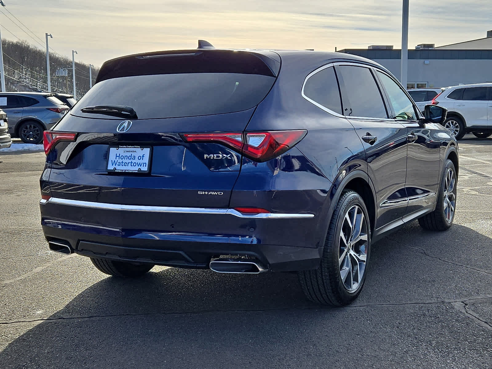 Used 2024 Acura MDX SH-AWD w/ Technology Package image 5