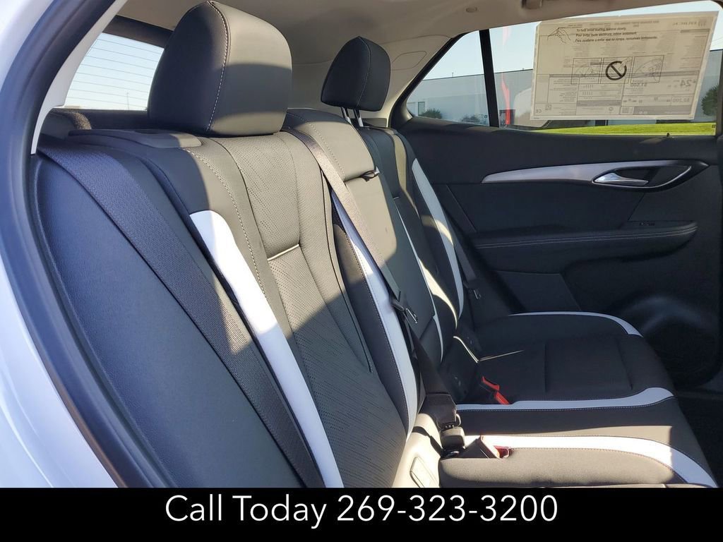 New 2025 Buick Envision Sport Touring image 30