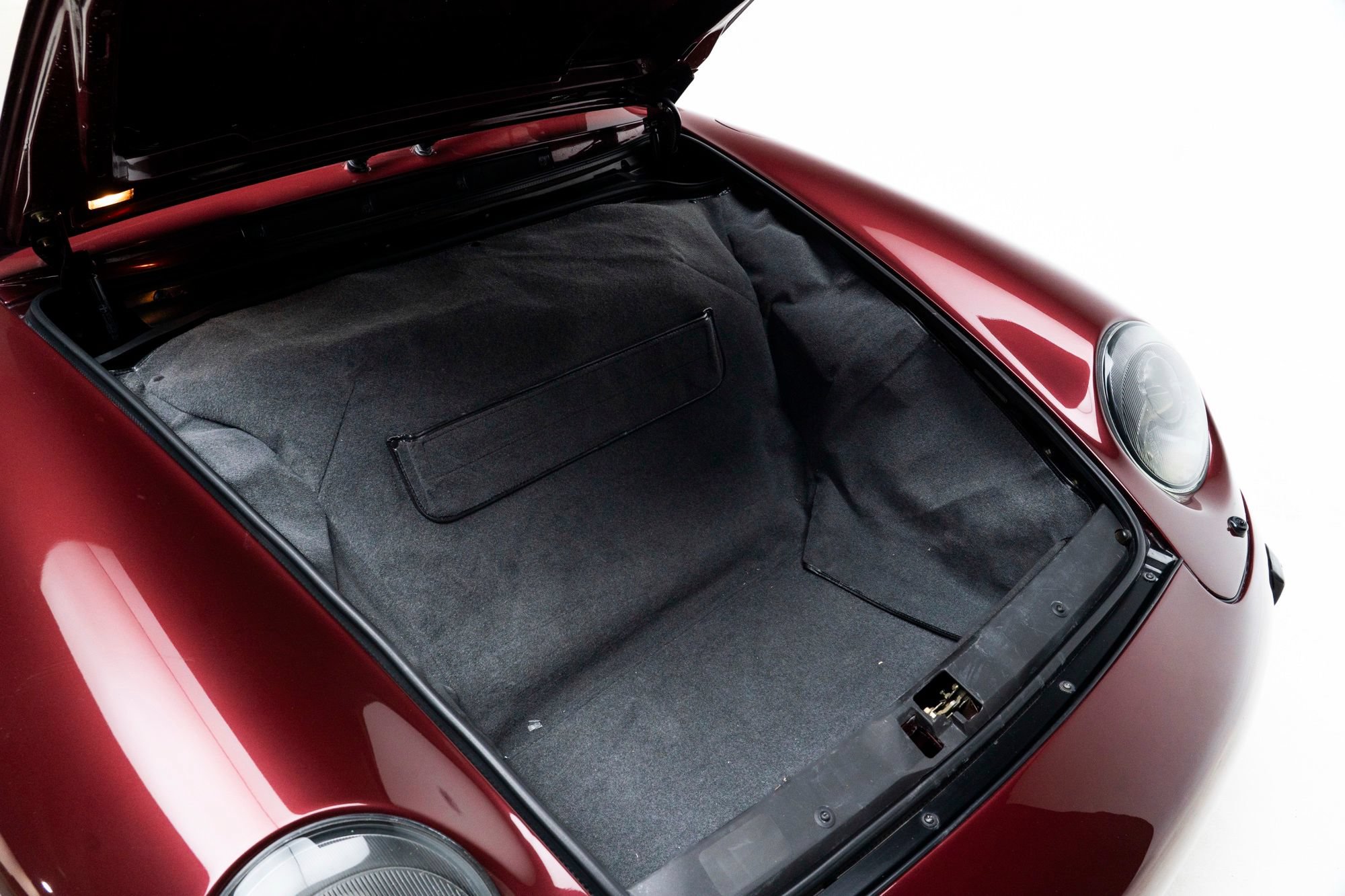 Used 1998 Porsche 911 Carrera RWD image 51