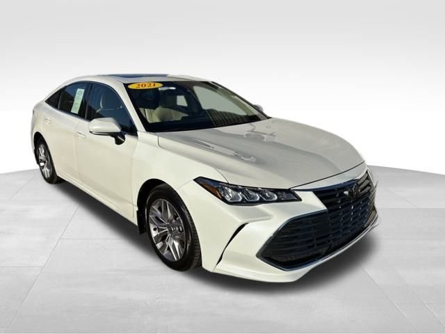 Used 2021 Toyota Avalon XLE image 8