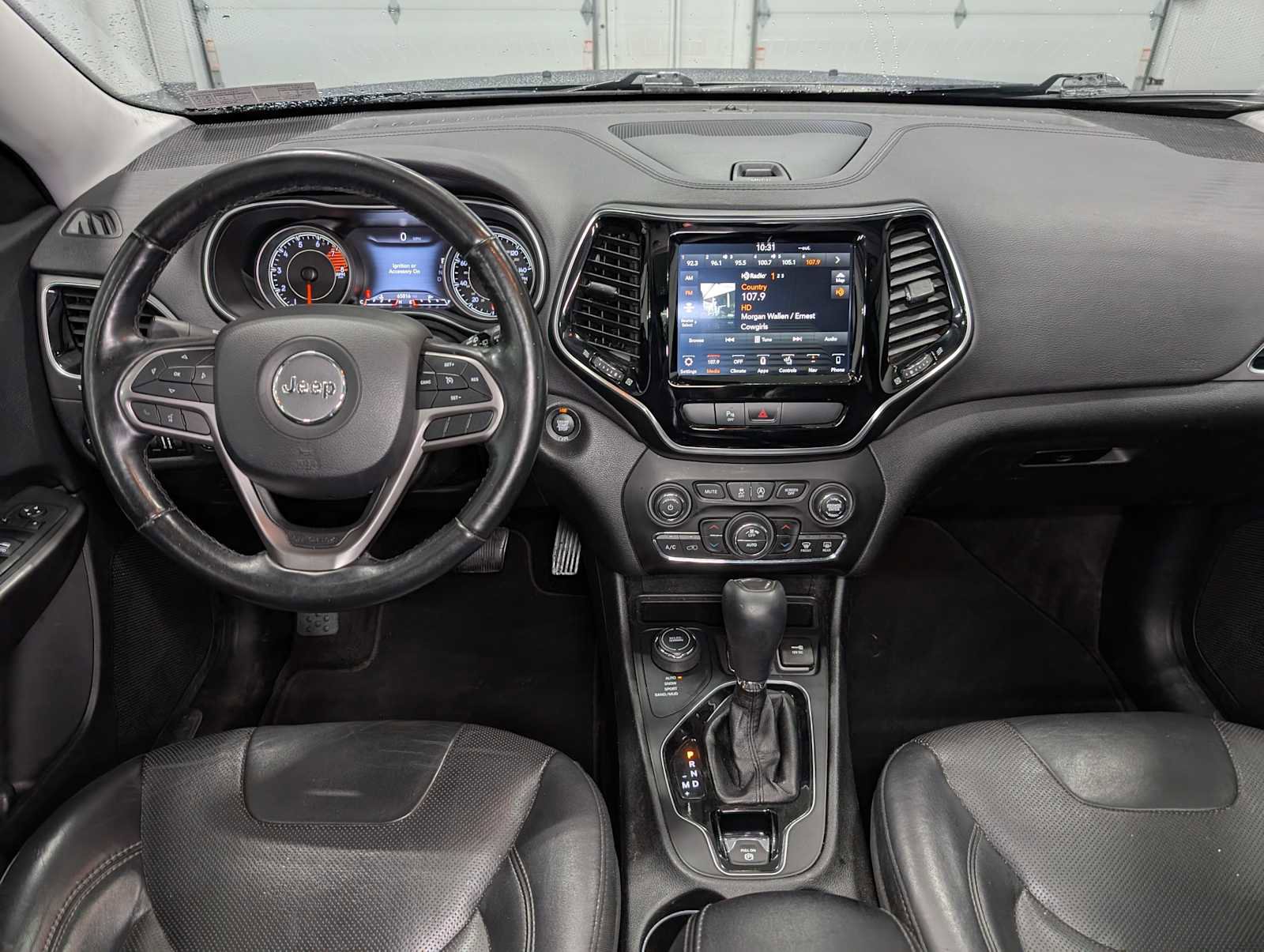 Used 2019 Jeep Cherokee Limited image 19