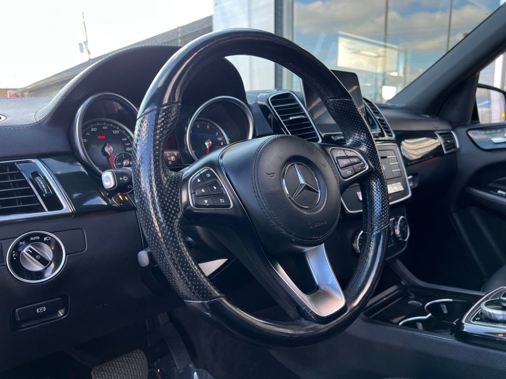 Used 2019 Mercedes-Benz GLS 450 4MATIC image 35