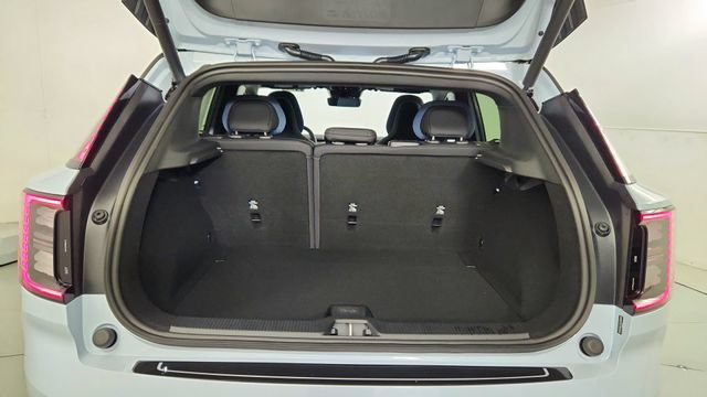 New 2026 Volvo EX30 Ultra w/ Protection Package AWD/4WD image 36