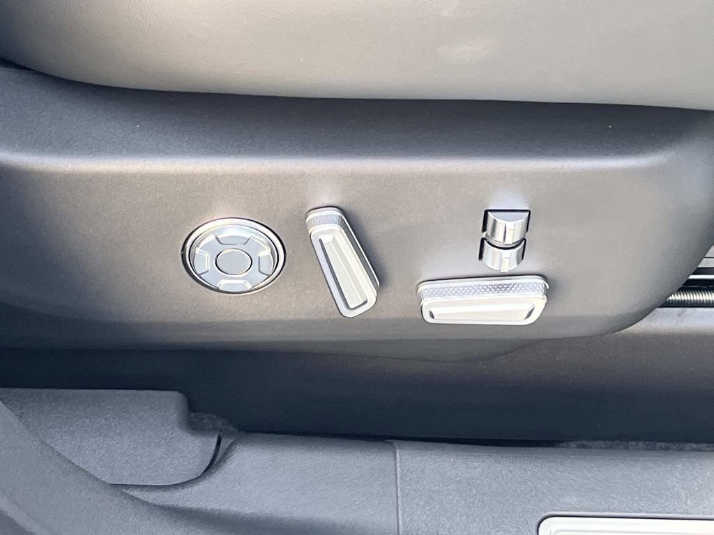 New 2026 Lincoln Nautilus Reserve image 18