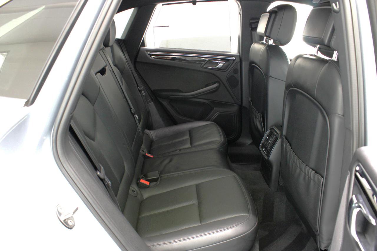 Used 2016 Porsche Macan S image 43