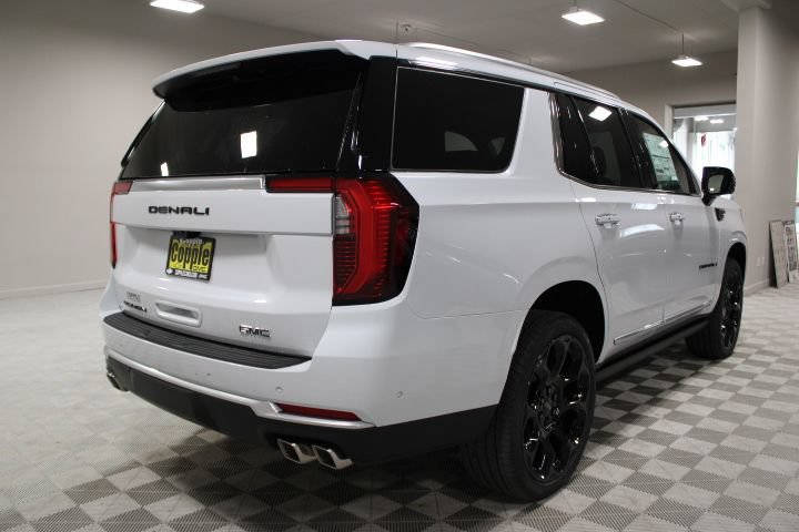 New 2026 GMC Yukon Denali w/ Denali Reserve Package AWD/4WD image 12