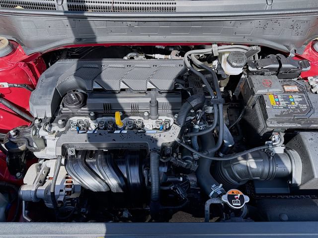 Certified 2024 Hyundai Venue SEL FWD image 28