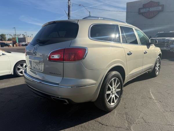 Used 2013 Buick Enclave Leather image 3