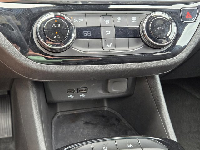 Used 2025 Buick Envista Sport Touring FWD image 27