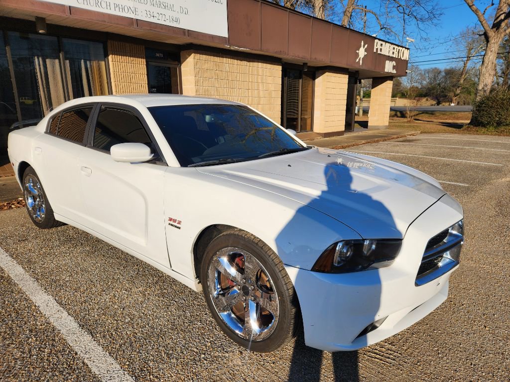Used 2014 Dodge Charger R/T w/ Wheels & Tunes Group image 2