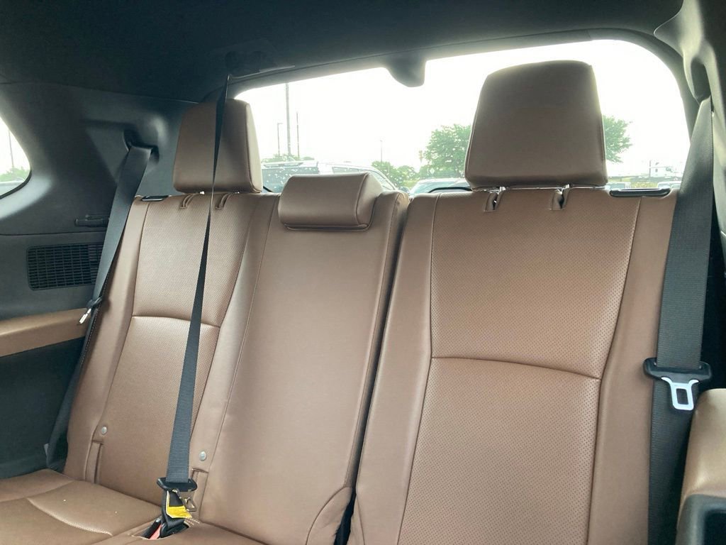 Used 2024 Toyota Grand Highlander AWD Hybrid image 11