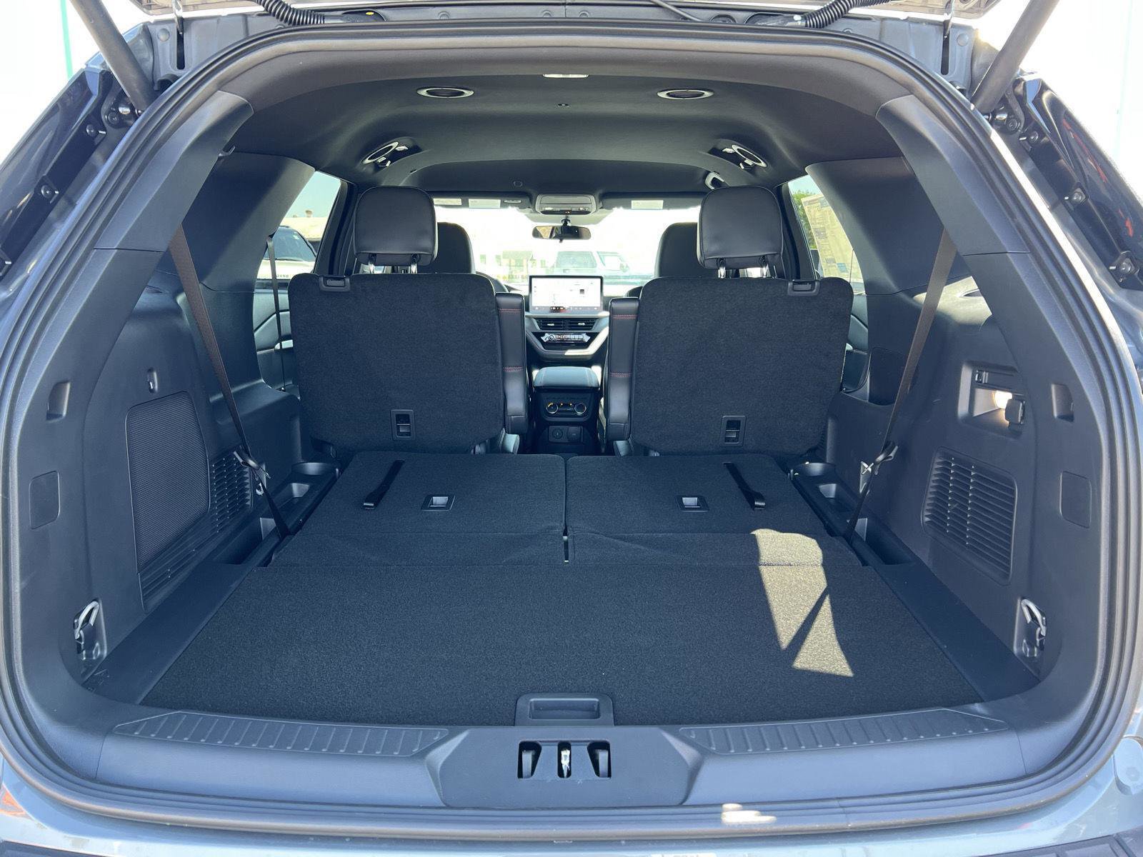 New 2026 Ford Explorer ST-Line AWD/4WD image 48