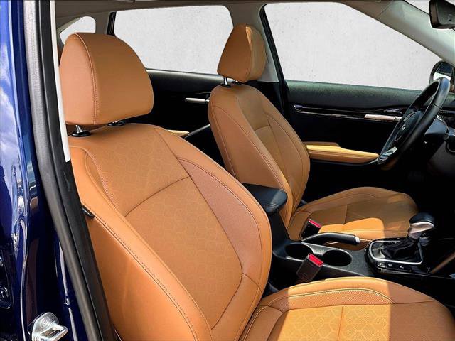 Used 2025 Kia Seltos EX w/ EX Sunroof Package FWD image 9