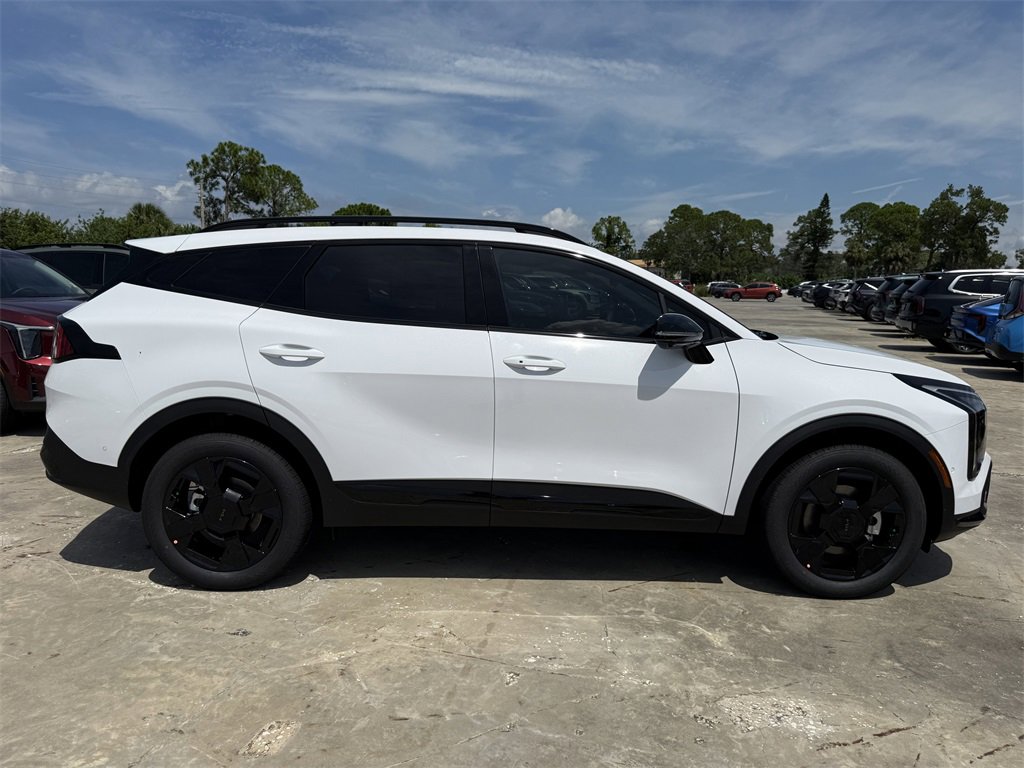 New 2026 Kia Sportage X-Line w/ X-Line Technology Package image 3
