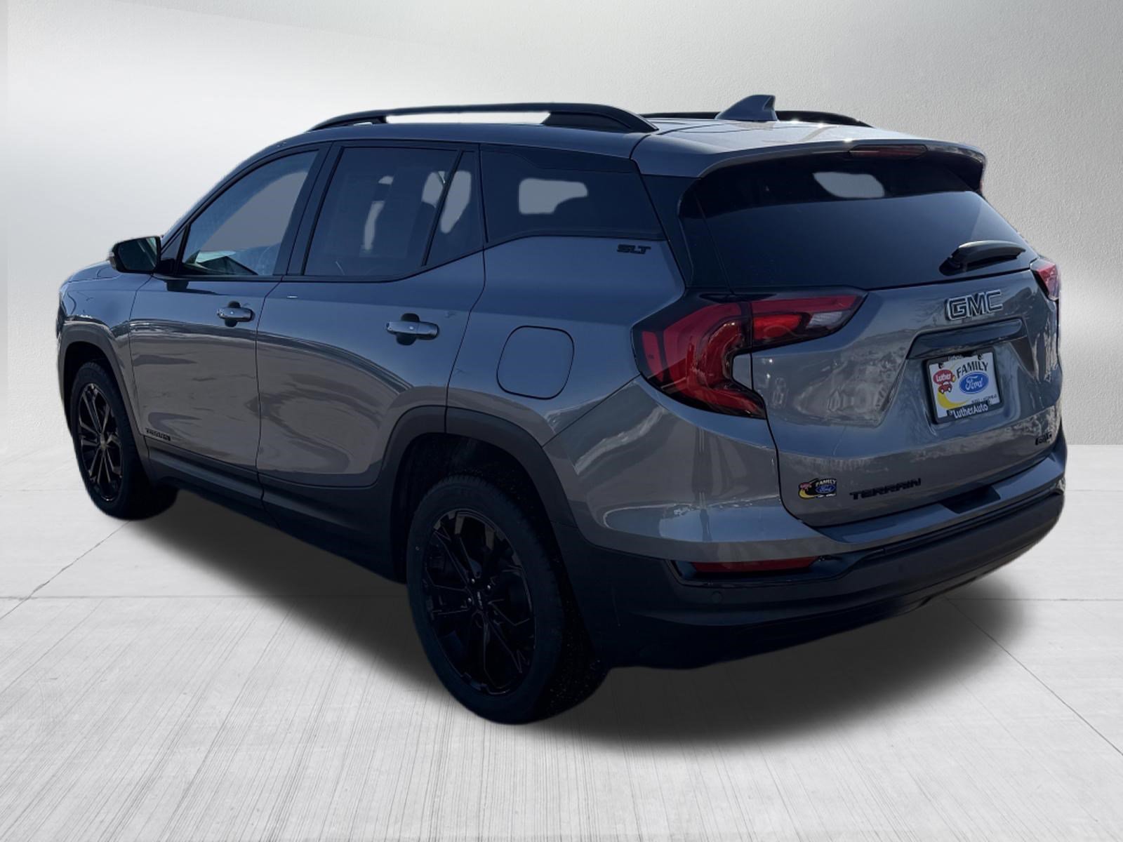 Used 2021 GMC Terrain SLT w/ Infotainment Package II image 5