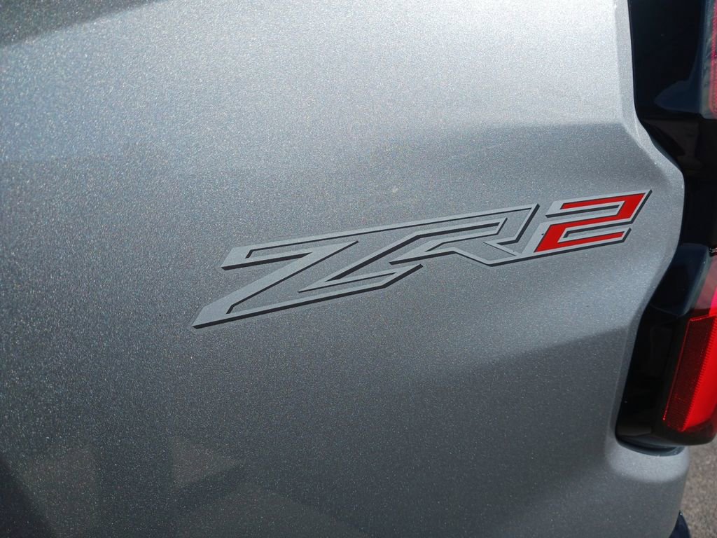 Used 2024 Chevrolet Colorado ZR2 w/ Technology Package image 33