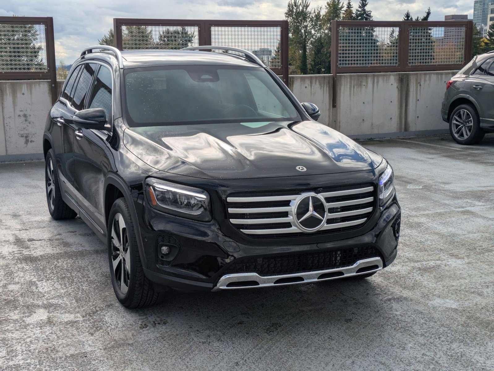 Certified 2026 Mercedes-Benz GLB 250 4MATIC image 3