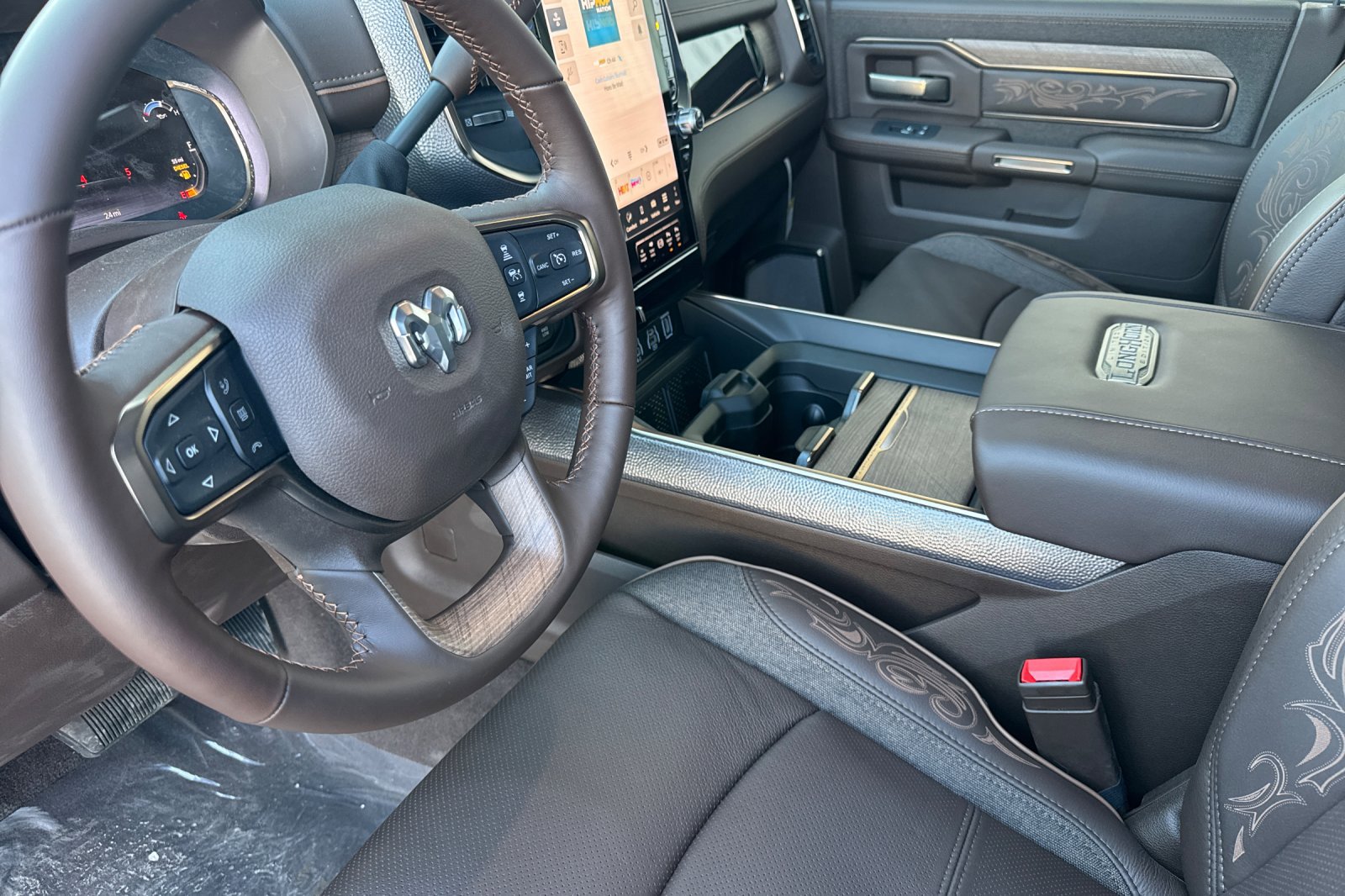 New 2026 RAM 3500 Longhorn image 9