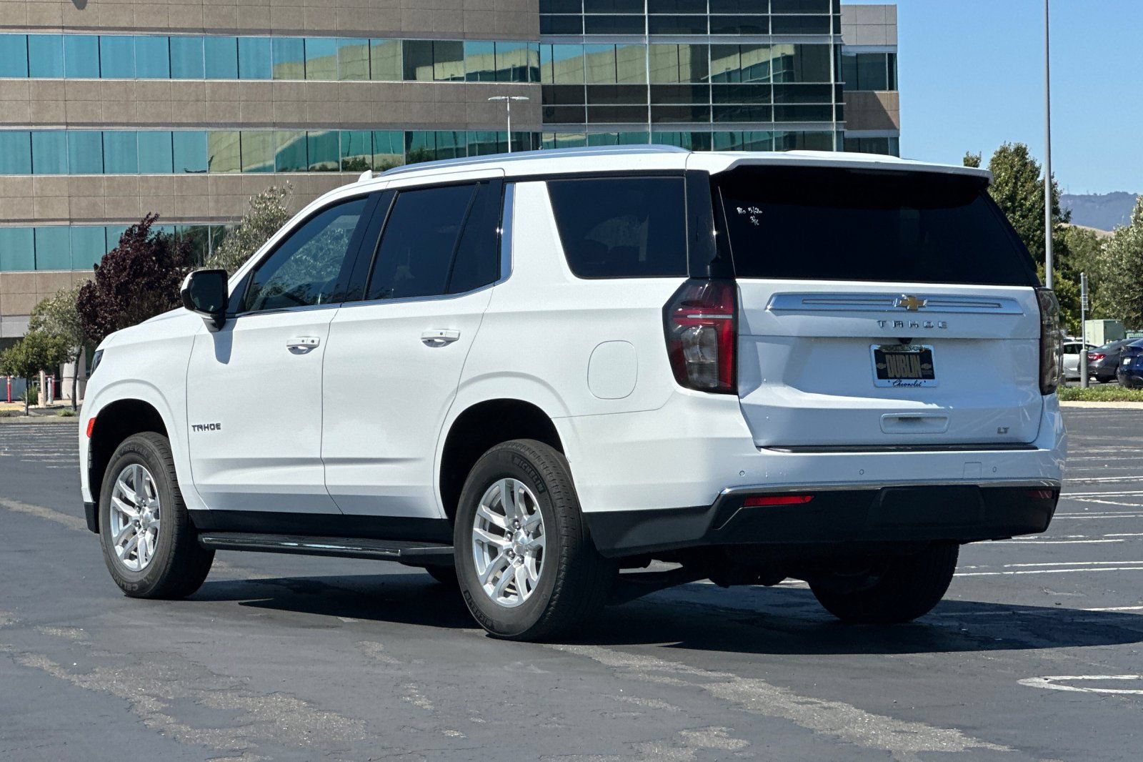 Used 2024 Chevrolet Tahoe LT RWD image 6