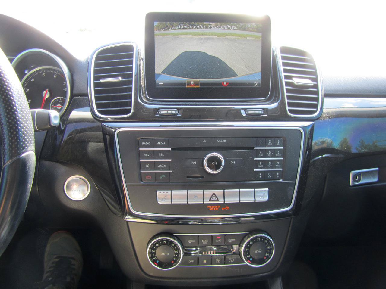 Used 2016 Mercedes-Benz GLE 350 w/ Premium Package image 16