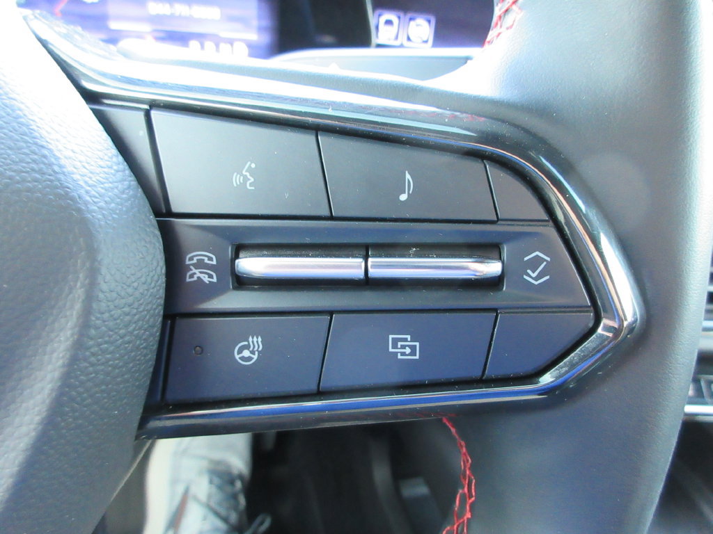 Certified 2024 Chevrolet Equinox EV RS FWD image 27