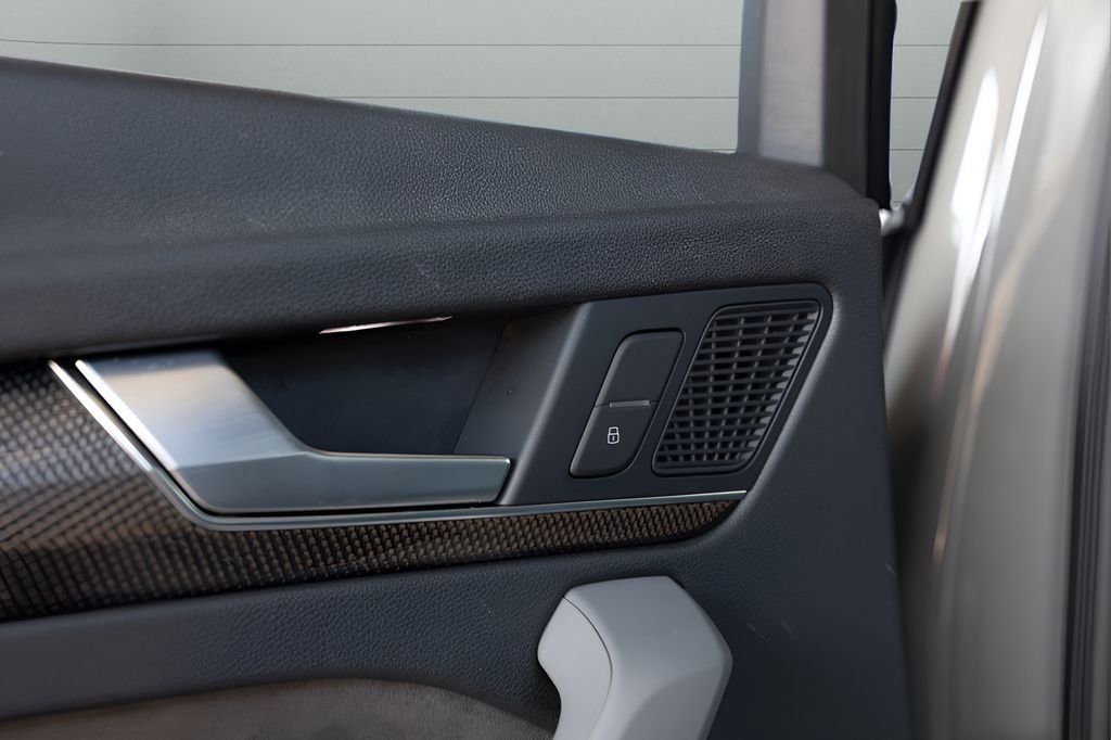 Used 2020 Audi SQ5 Premium Plus w/ Premium Plus Package image 54