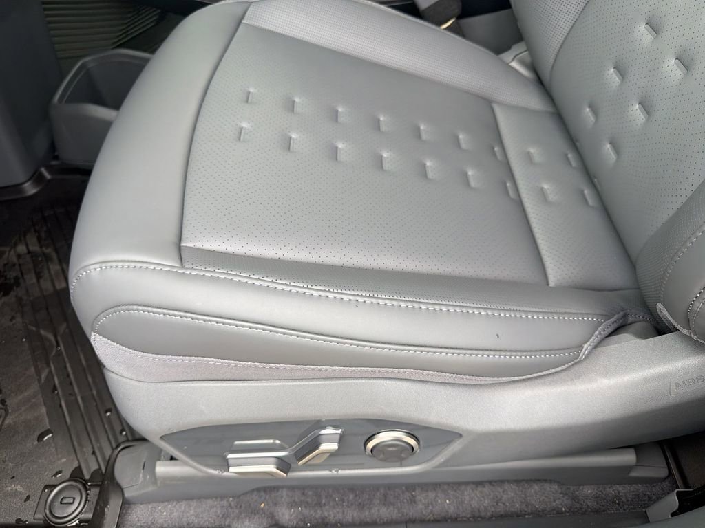 New 2026 Kia EV9 Wind AWD/4WD image 16