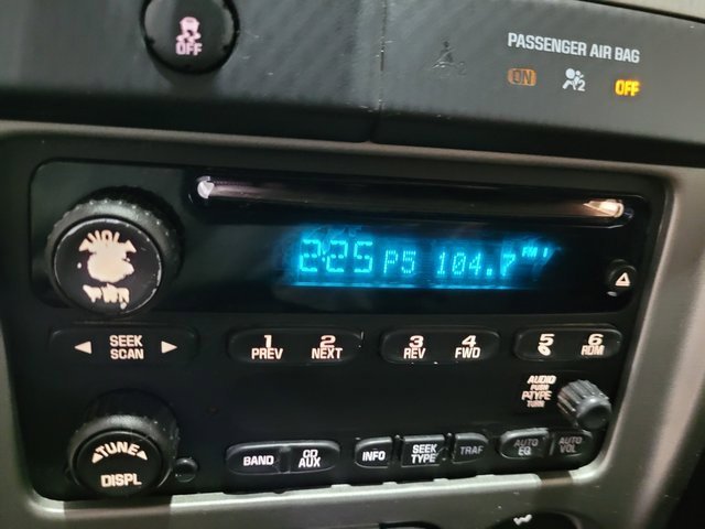 Used 2012 GMC Canyon SLE image 25