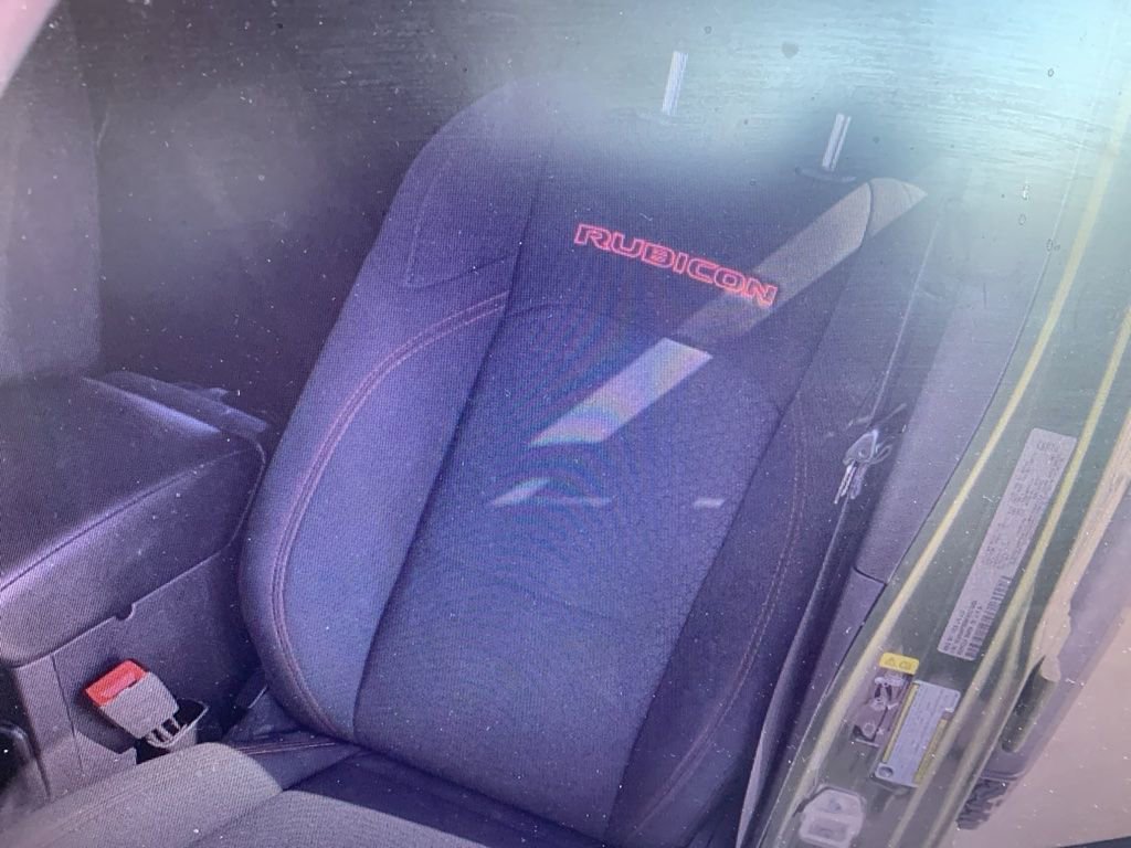 Used 2021 Jeep Wrangler Unlimited Rubicon image 14