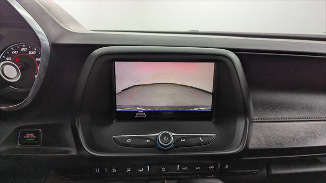 Used 2020 Chevrolet Camaro LT image 26