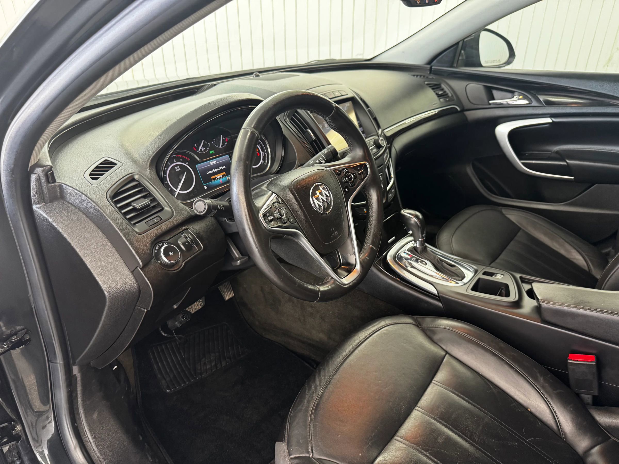 Used 2016 Buick Regal Premium w/ Driver Confidence Package #1 image 17