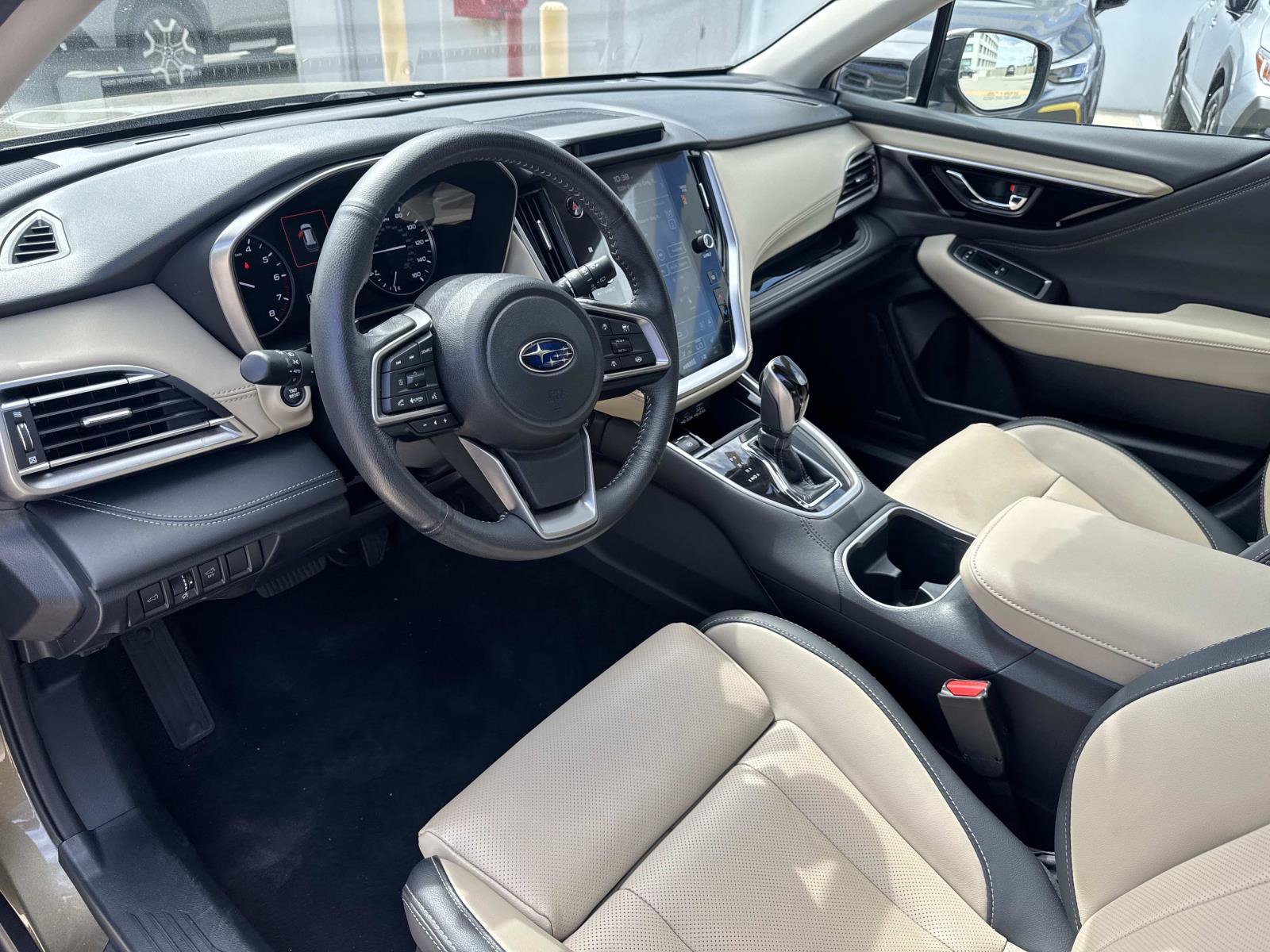 Used 2024 Subaru Outback Limited AWD/4WD image 15