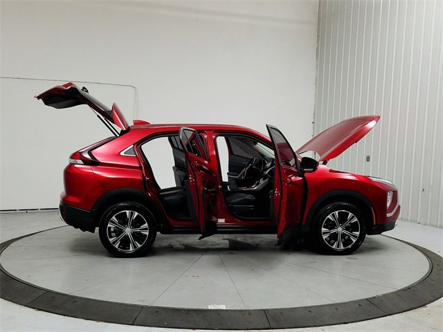 Used 2022 Mitsubishi Eclipse Cross SE image 16