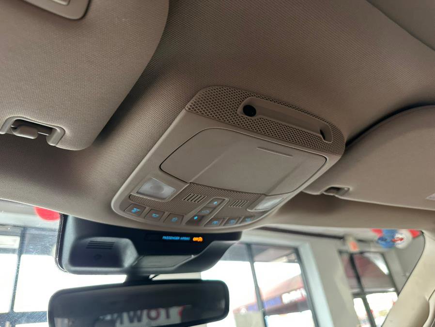 Used 2023 Ford Expedition Max Limited image 75