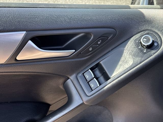 Used 2012 Volkswagen Golf R 2-Door AWD/4WD image 19