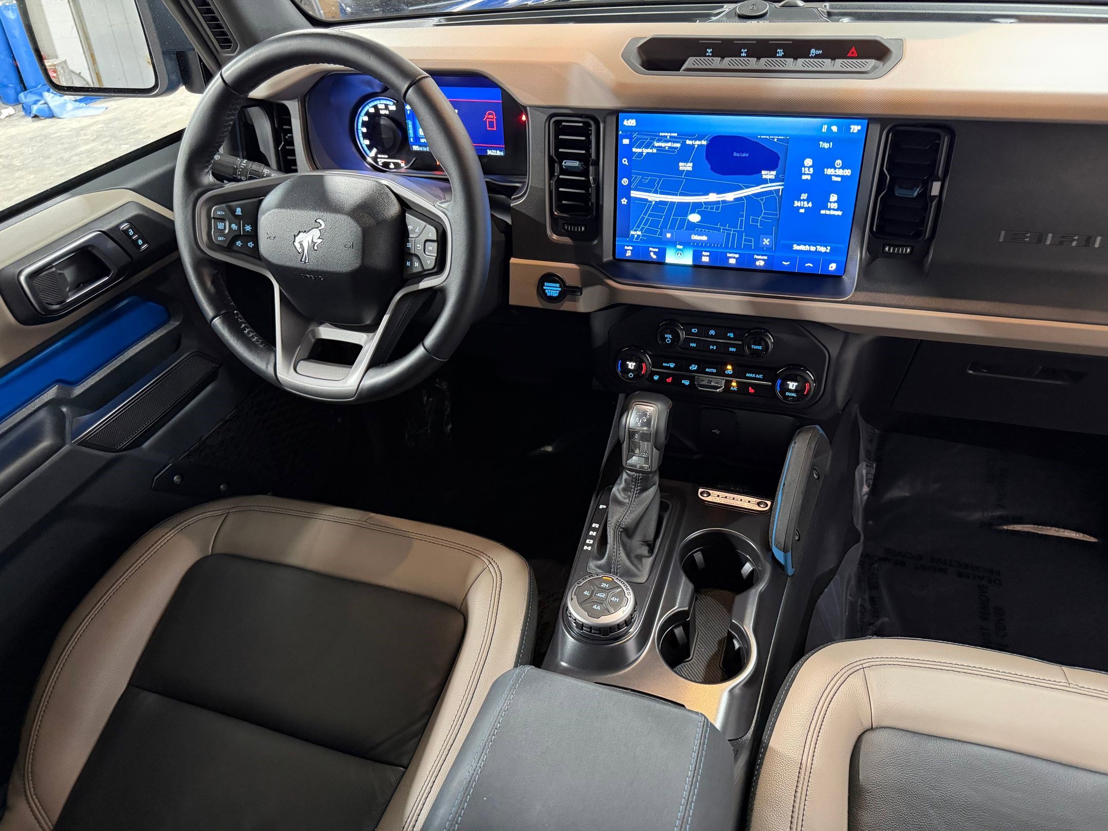 Used 2024 Ford Bronco Wildtrak image 4