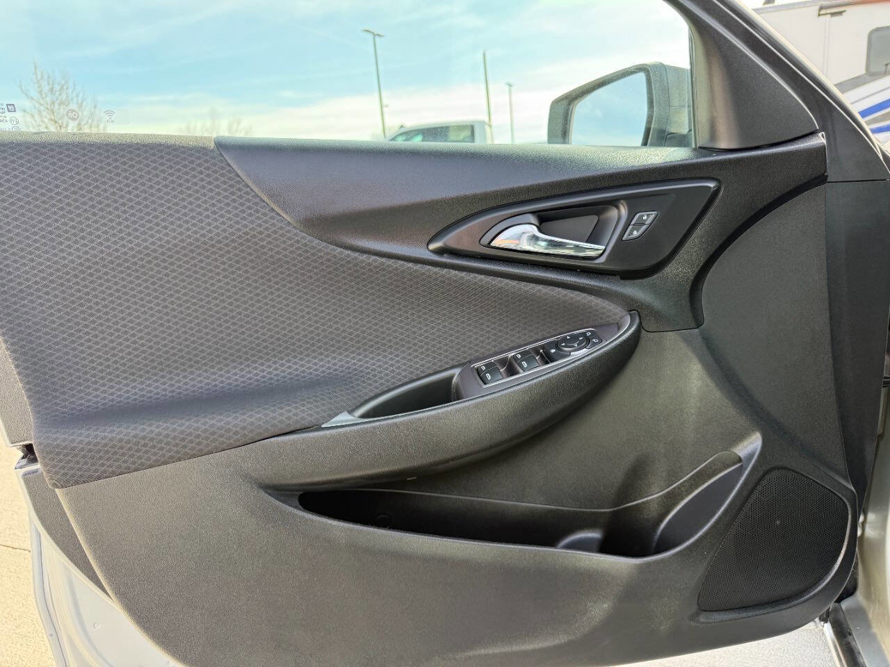 Used 2019 Chevrolet Malibu LS image 27