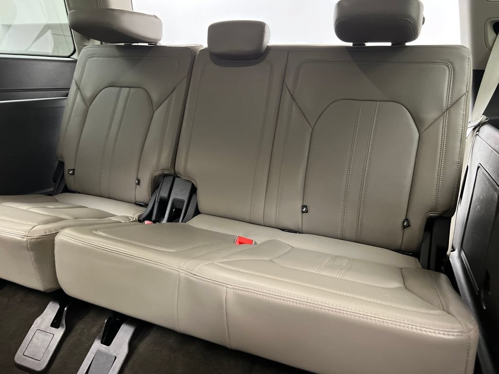 Used 2021 Ford Expedition Limited w/ Cargo Package RWD image 41