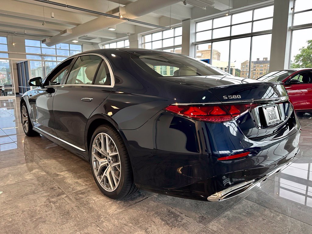New 2027 Mercedes-Benz S 580 4MATIC Sedan image 12