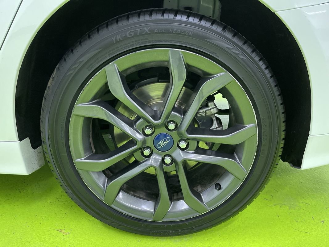 Used 2018 Ford Fusion SE w/ Equipment Group 201A image 15