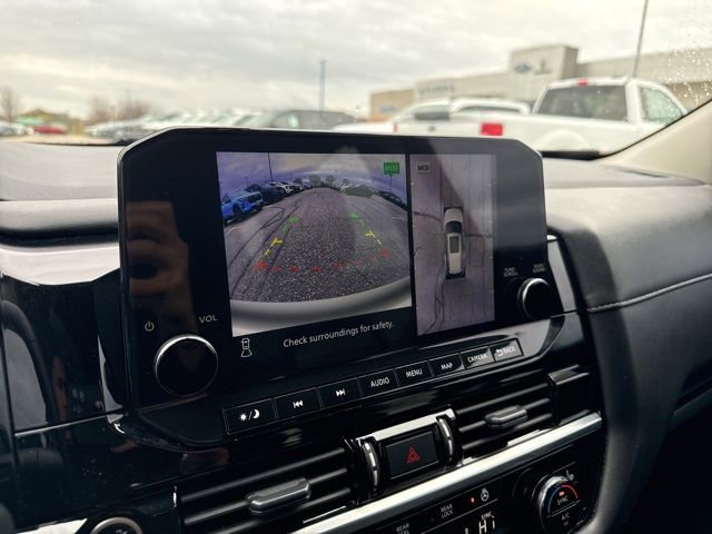 Used 2023 Nissan Pathfinder SL image 34