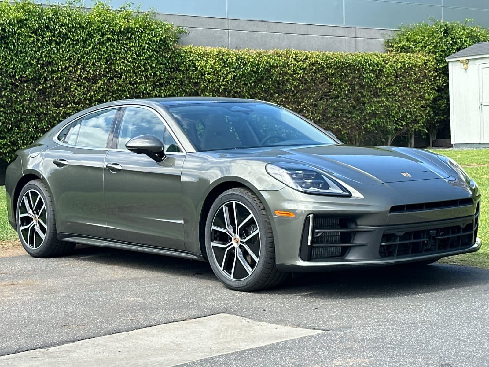 New 2026 Porsche Panamera RWD image 10