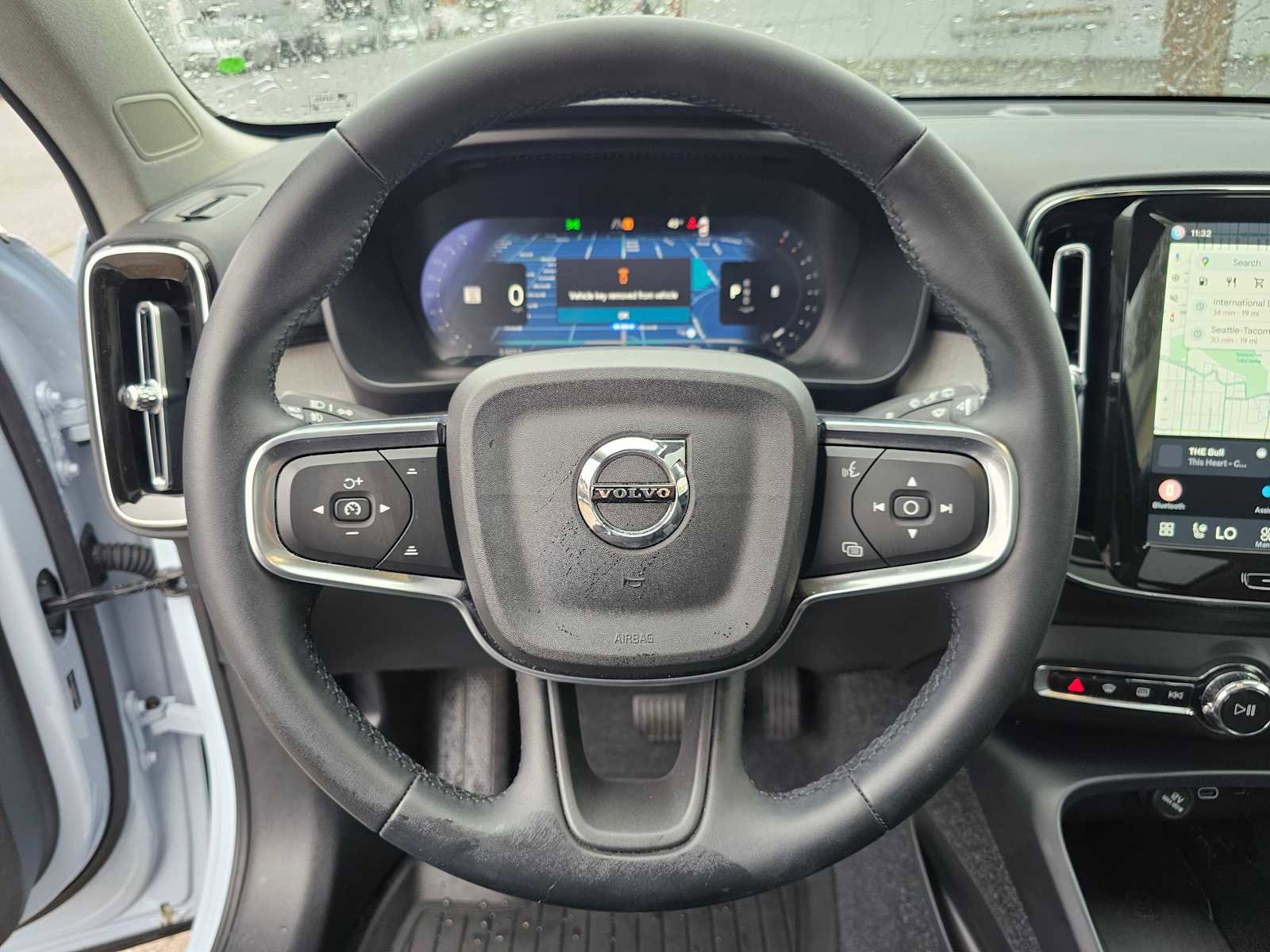 Certified 2025 Volvo XC40 B5 Core w/ Protection Package Premier image 28