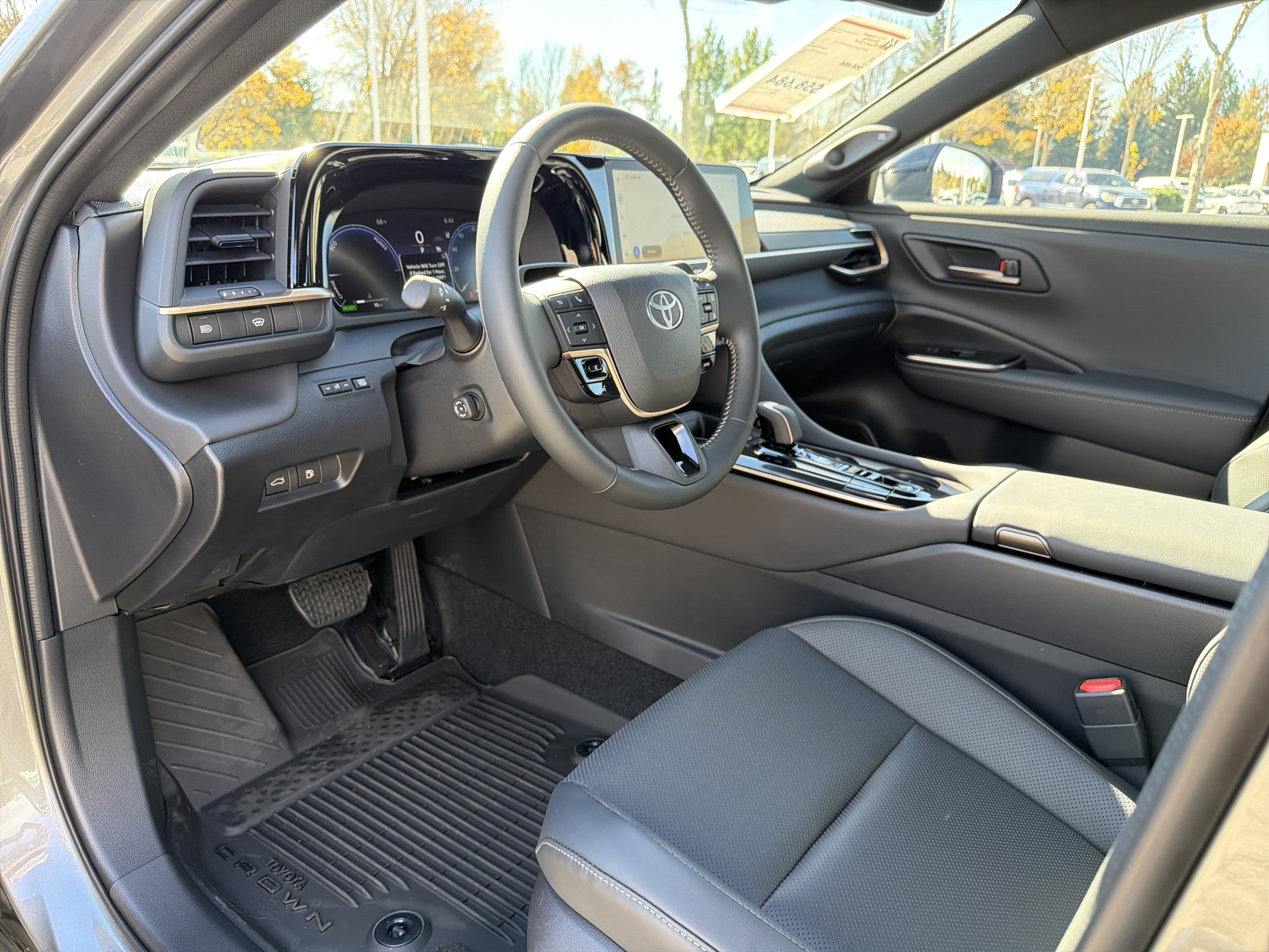 New 2026 Toyota Crown Platinum AWD/4WD image 8