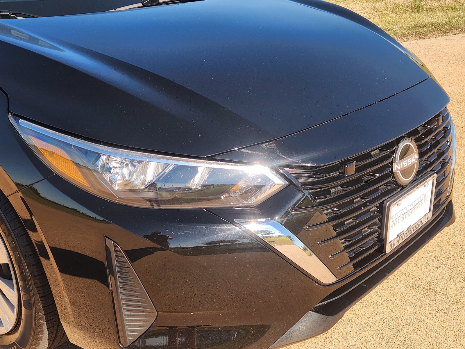 Used 2025 Nissan Sentra S FWD image 12