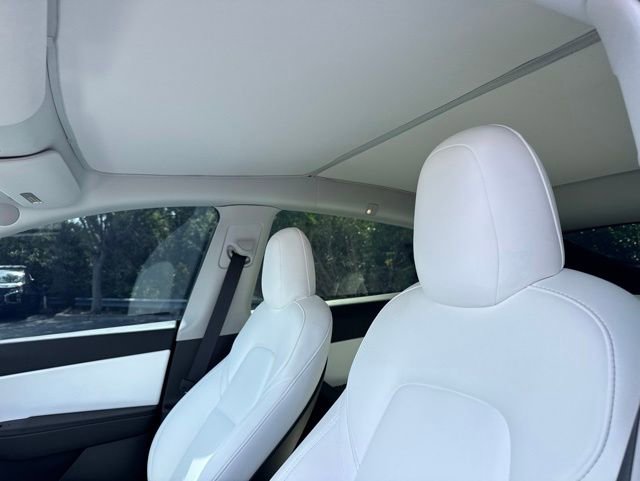 Used 2022 Tesla Model Y Performance AWD/4WD image 11