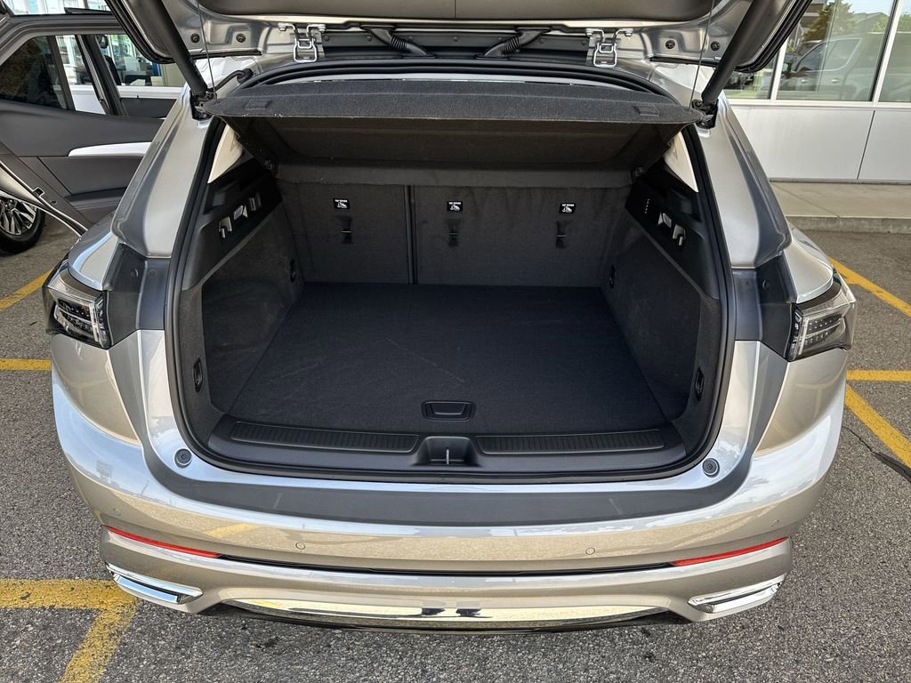 Certified 2025 Buick Envision Avenir AWD/4WD image 33