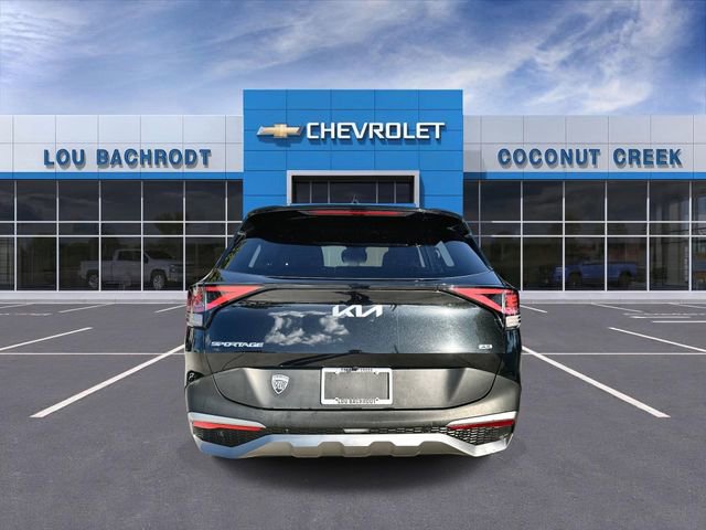 Used 2024 Kia Sportage LX image 7