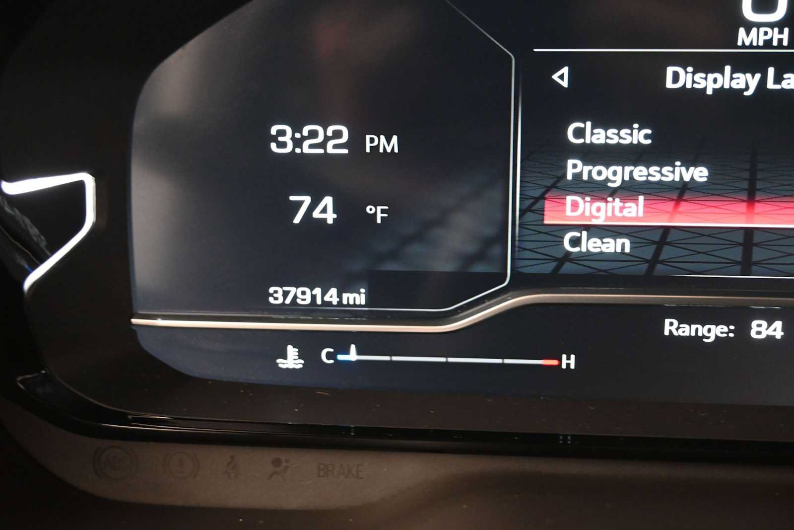 Used 2023 GMC Yukon Denali w/ Denali Reserve Package AWD/4WD image 23